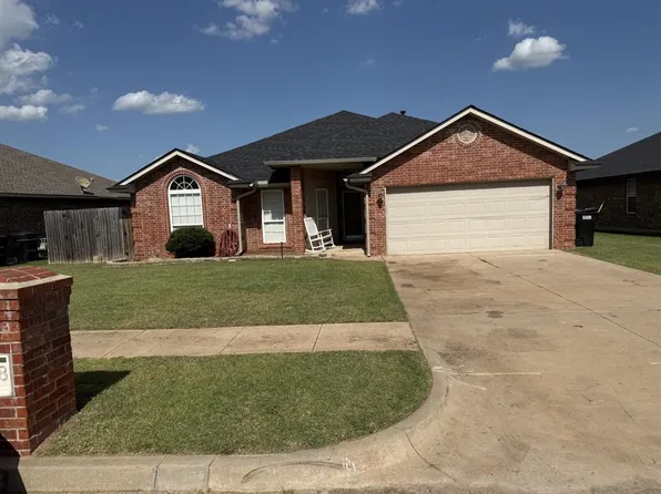 4208 Notting Hill Dr, Moore, OK 73160