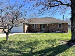218 N Troy Ave, Springfield, MO 65802