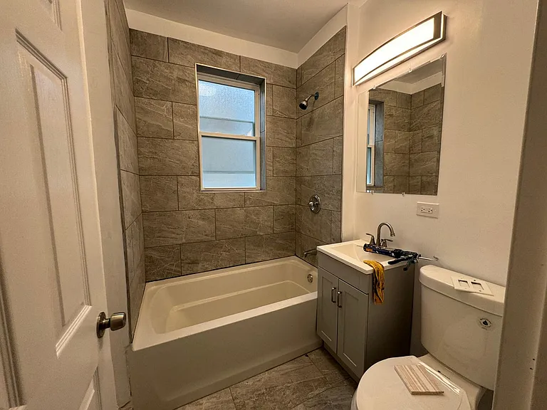 7730 S Lowe Ave #1W — Photo 13