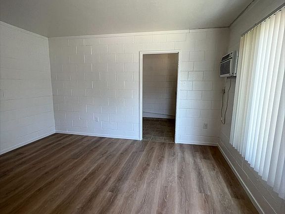5th image of 3624 T St APT 3