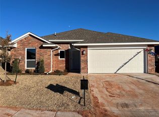 18016 Austin Ct, Edmond, OK 73012
