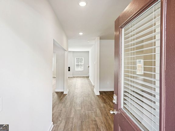 2nd image of 439 Orwell Dr