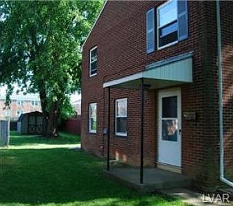 2nd image of 223 Palmer St