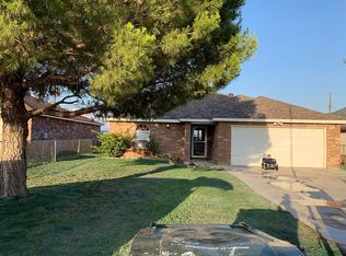2512 Tulip St, Carlsbad, NM 88220