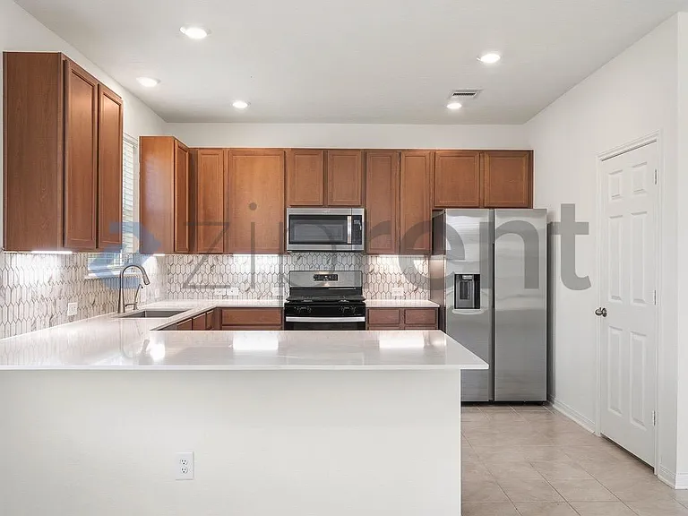 2845 Shimmer Edge Dr — Photo 11