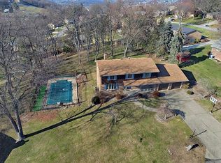 306 McGregor Ave, Canonsburg, PA 15317