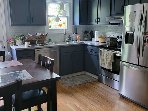 4th image of 113 Grandview Dr #2