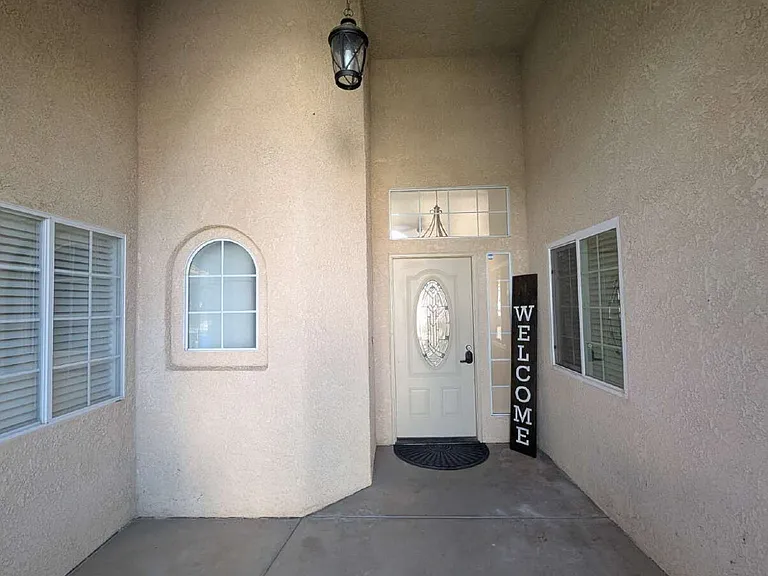7674 N Barcus Ave — Photo 14