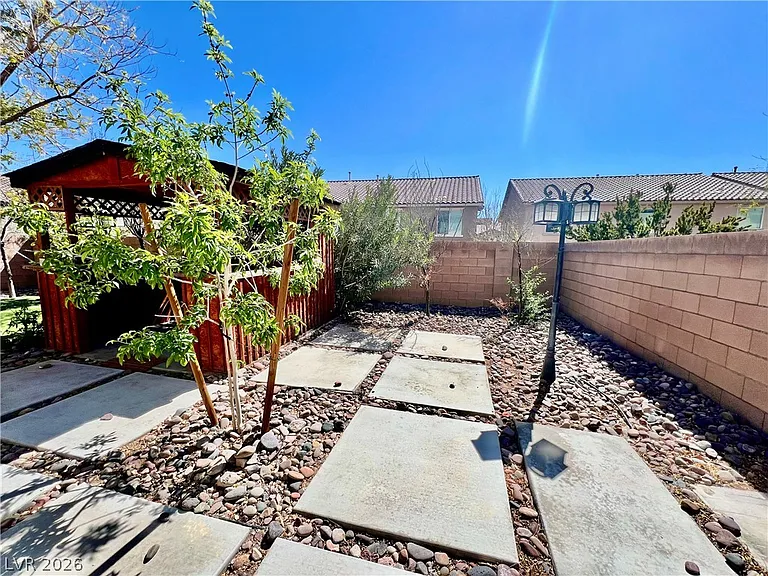 8667 Moon Crater Ave — Photo 39
