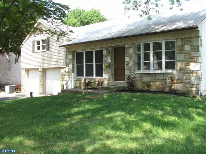 1st image of 805 Meadowood Ln