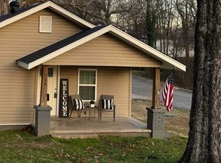 324 S 2nd St, Benton, AR 72015
