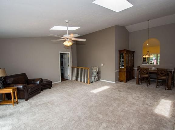 3rd image of 54360 Sagewood Dr