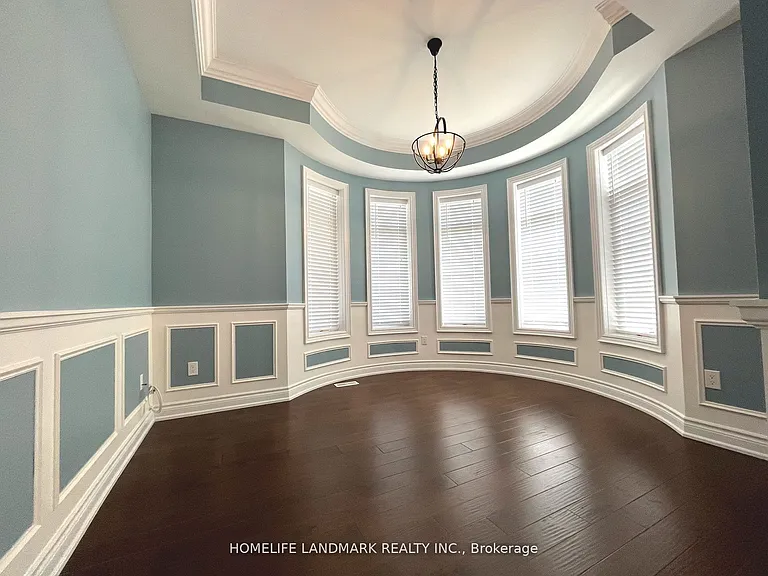 39 Larkin Ave — Photo 10