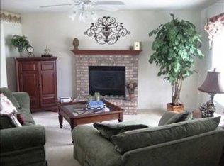 3508 Castlemain Dr, Bloomington, IL