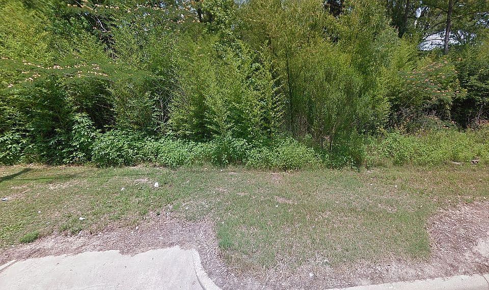 1st image of 1510 Lotus Ln