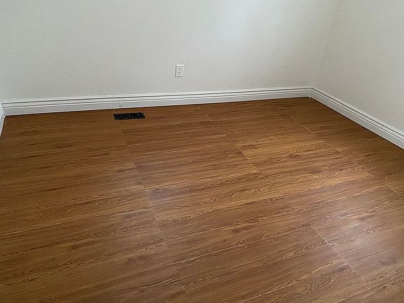 5th image of 3314 N Downey Ave
