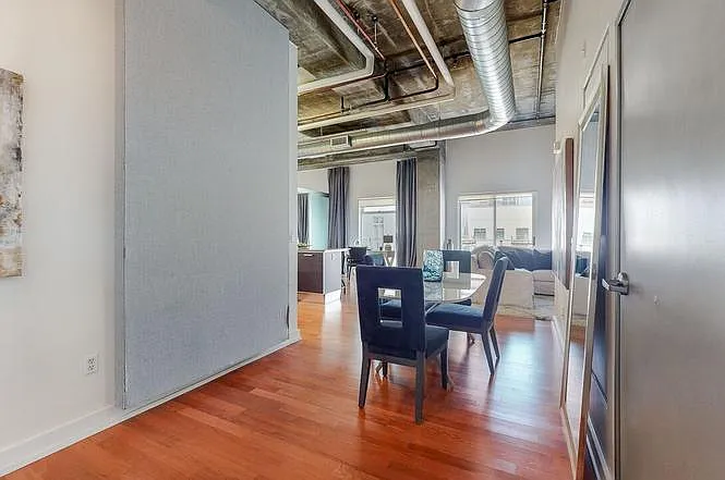 645 W 9th St #718 — Photo 5