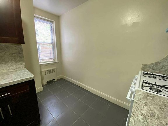 5th image of 143-23 Barclay Ave #2R