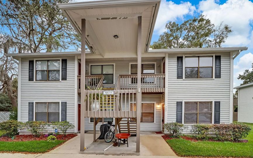 1st image of 702 Meadowbrook Dr #11421024