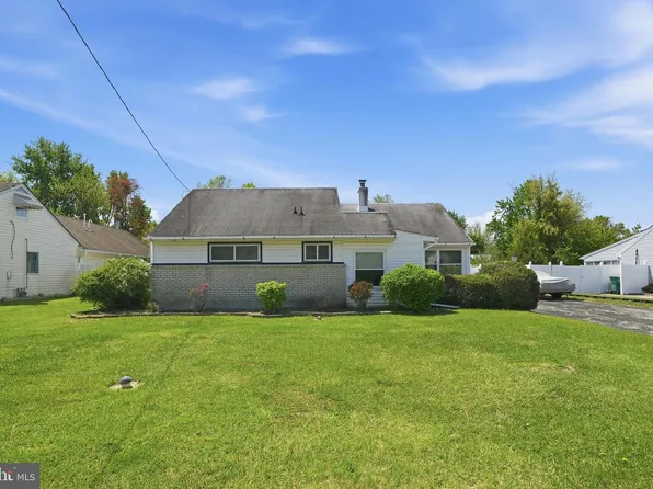 2110 Chestnut Ave, Norristown, PA 19403