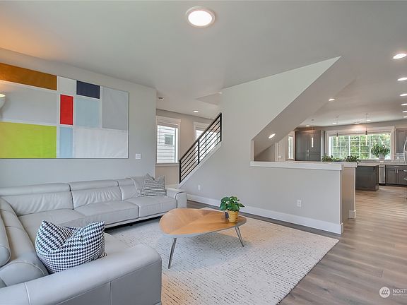 This 2022 modern home has been designed to blend elegance and functionality.>