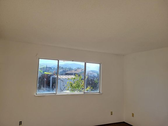 5th image of 851 Wedgewood Dr