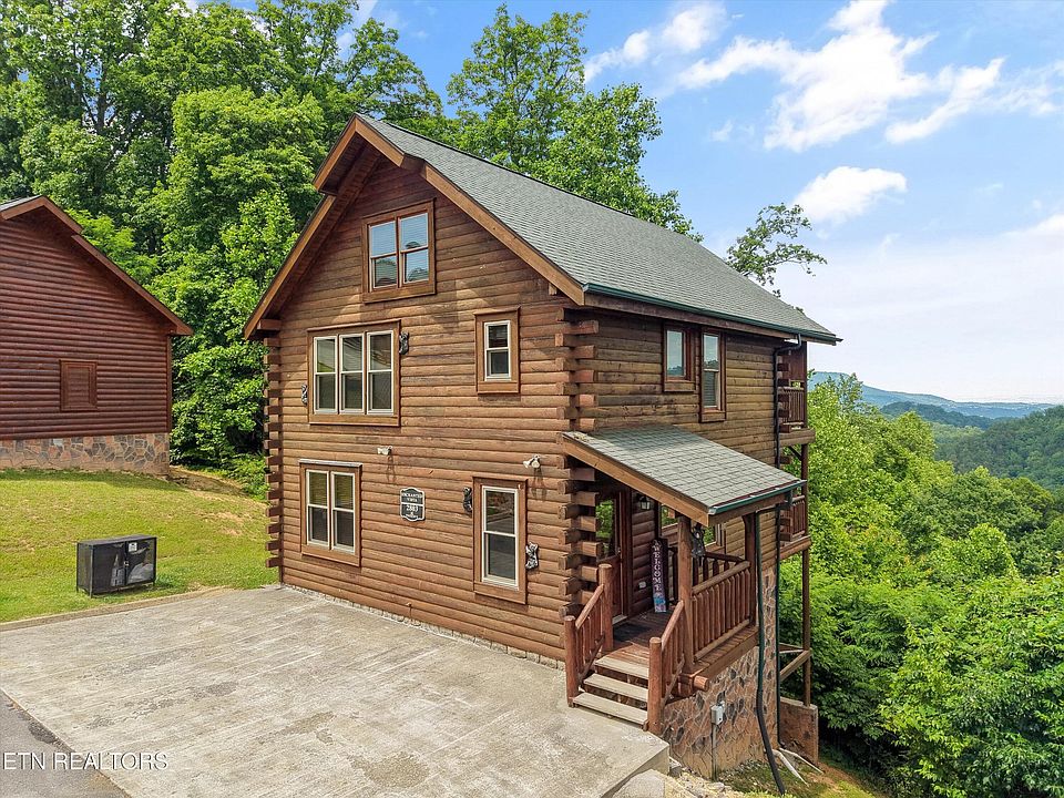 1st image of 2803 White Oak Ridge Ln