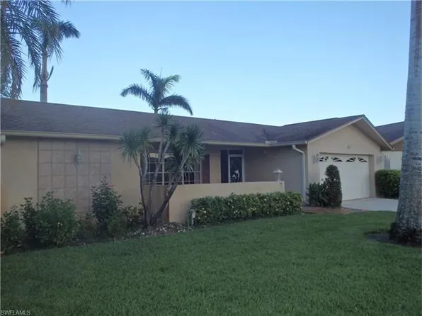 112 Paris Ct, Naples, FL 34112