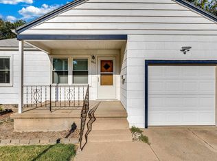 623 Grandview Ave, Newton, KS 67114