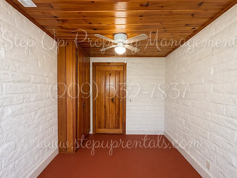 20381 Sherry Ct — Photo 11