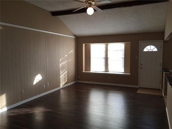 2nd image of 1320 Nicole Way