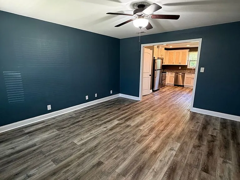 1193 Henry Place Blvd — Photo 4