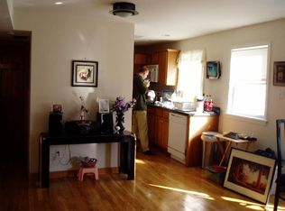 16 Underwood Park, Waltham, MA 02453