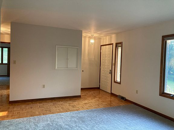 Front Door Entry/Hall.