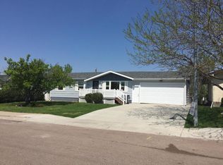 617 35th Ave NE, Great Falls, MT 59404