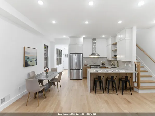 113.5 Oak St, Jersey City, NJ 07304