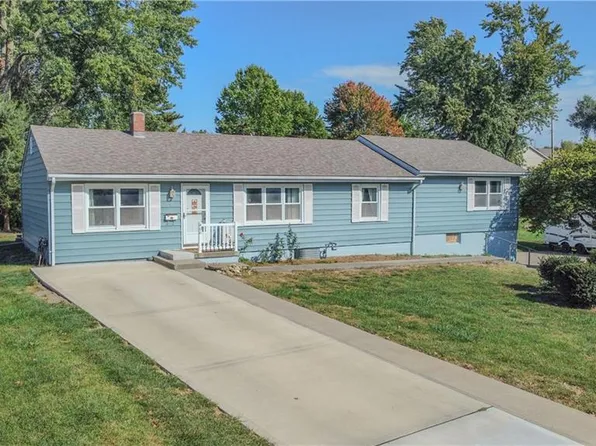 406 Catron Ave, Belton, MO 64012