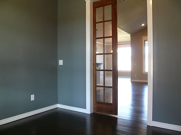 5th image of 4809 SW 130th St