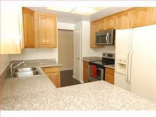 4th image of 550 Toyon Ave APT 9