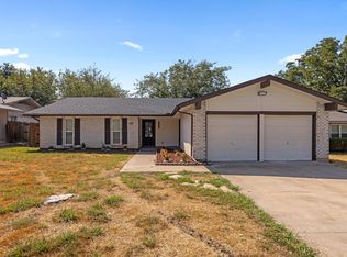 1820 Wickersham Dr, Arlington, TX 76014