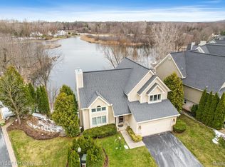 6516 Turtle Walk, Clarkston, MI 48346