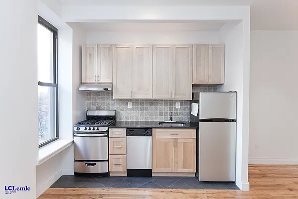 Rented by LC Lemle Real Estate Group | media 13