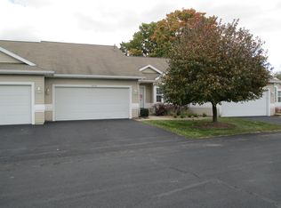 5876 Trillium Ln SW, Wyoming, MI 49418
