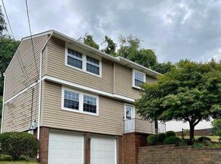 3077 Sebolt Rd, South Park, PA 15129