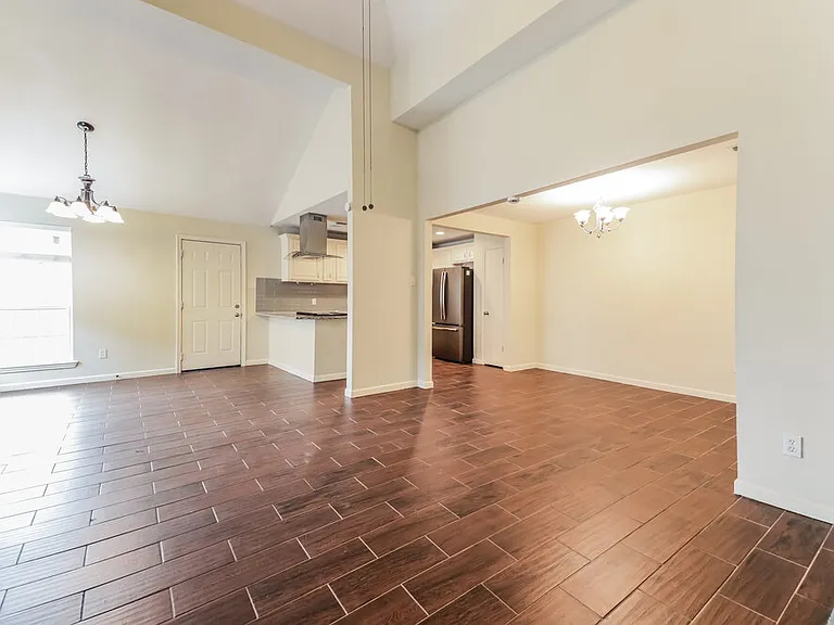 1208 Paintbrush St — Photo 5