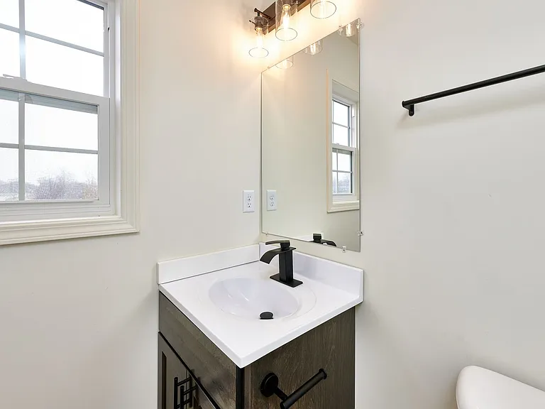 2023 Louie Ln — Photo 4