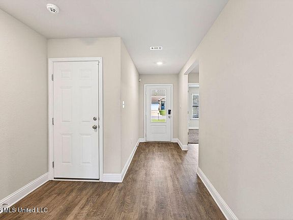 5th image of 6550 Eastland Cir