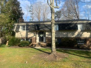 2517 Dowler Cir, Signal Mountain, TN 37377