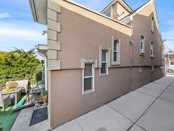 3rd image of 2144 73rd St