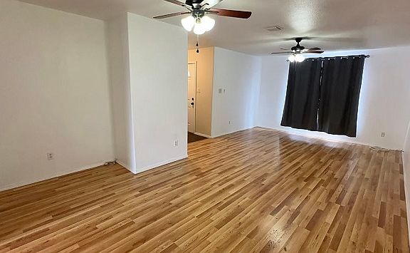 3rd image of 3560 E Moreno Ln